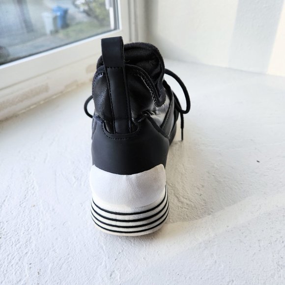 BLACK & WHITE / METALIC TIGHT MESH FRONT HIGH FASHION BOOTS/SNEAKERS  SZ 9 - Picture 8 of 11